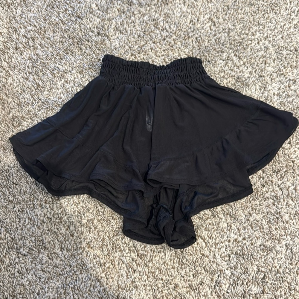Danz ‘n Motion Flutter/Ruffle Ballet shorts